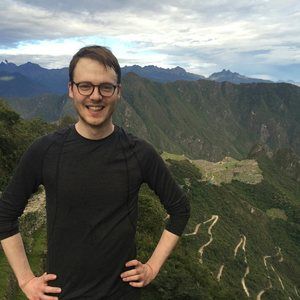 Meet your Posher, Tom